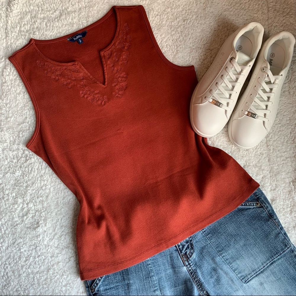 SOLD EUC Vintage Reitmans Sleeveless Embroidered Top